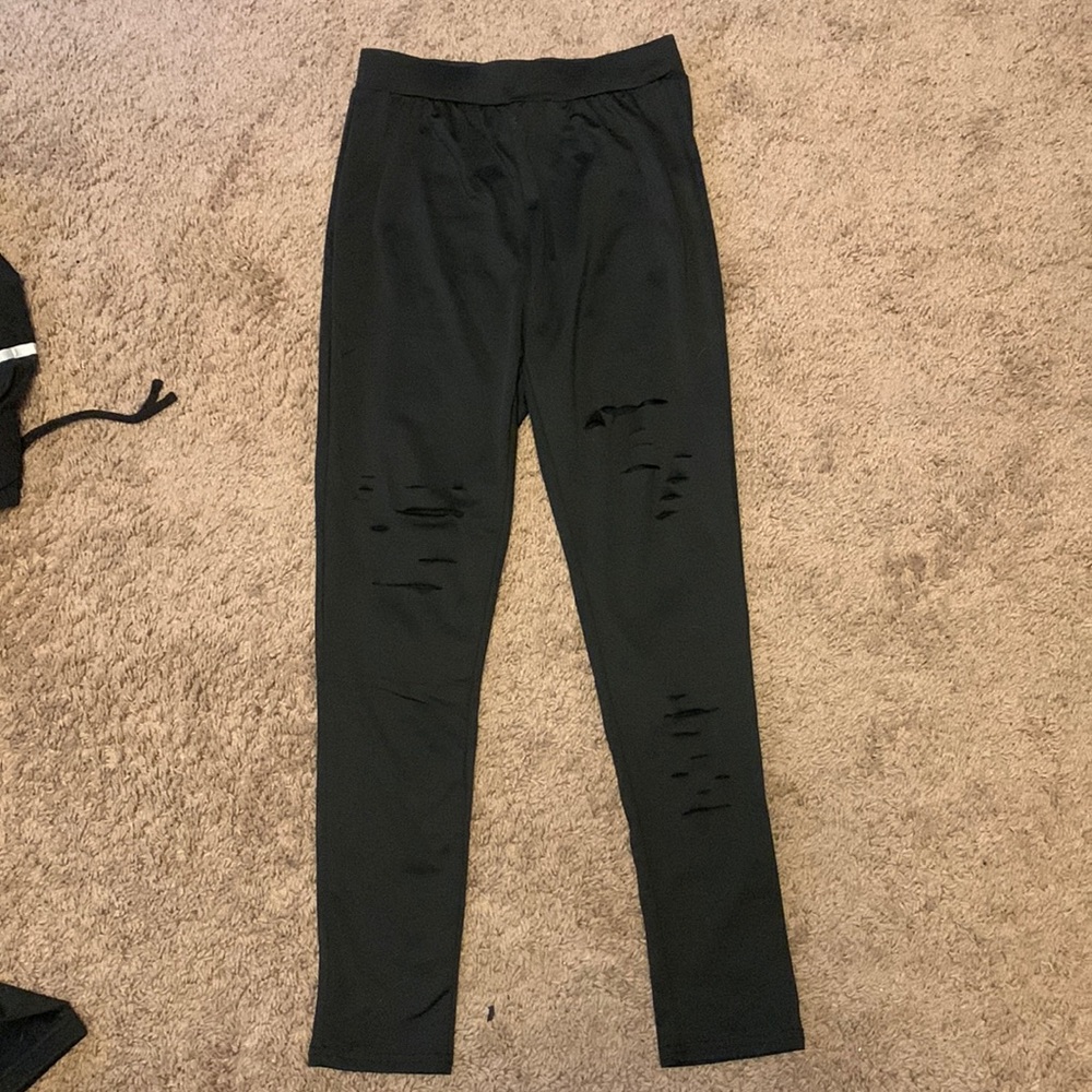 Size small shein ripped leggings